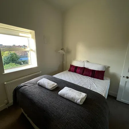 The Clontarf Promenade Townhouse Apartment *
